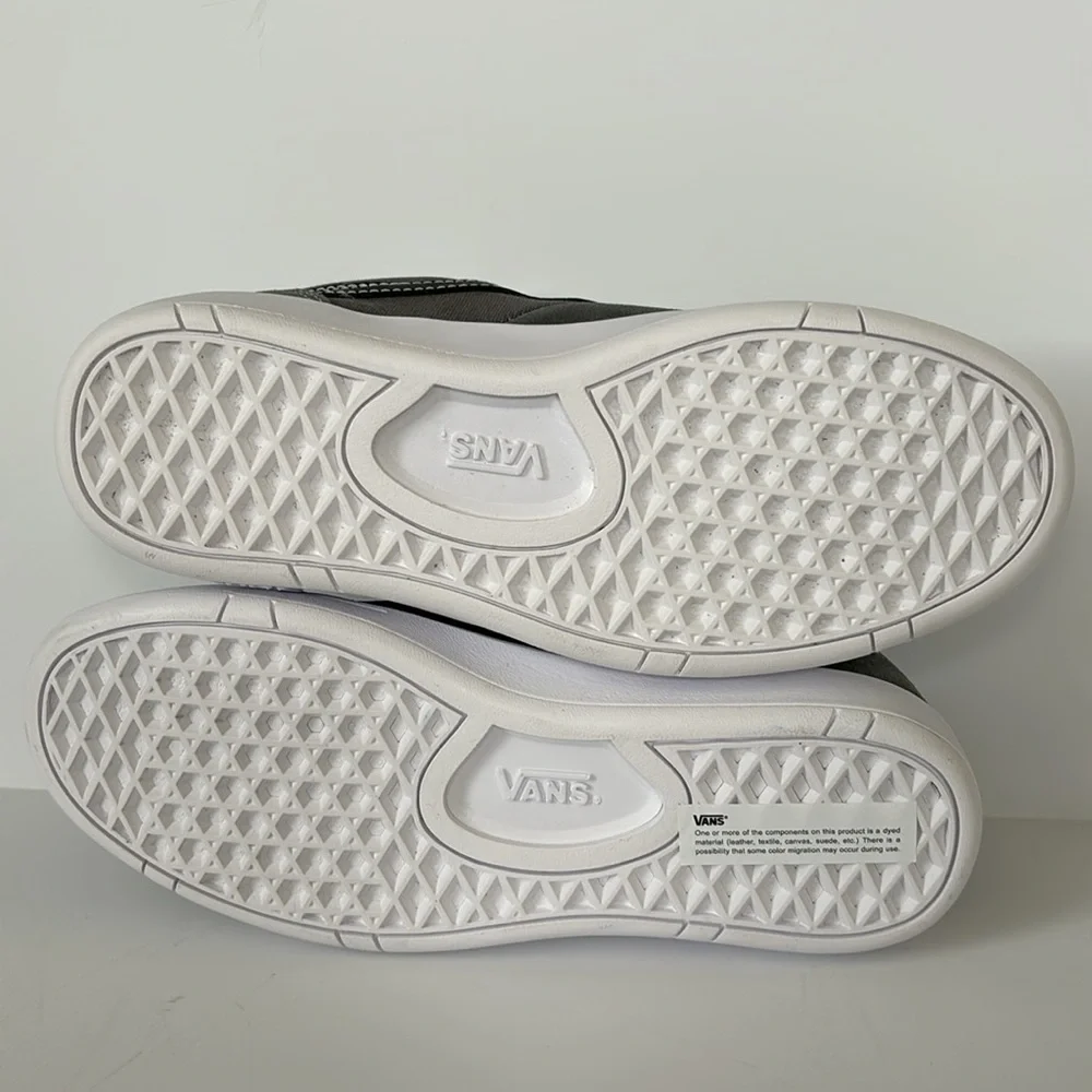 Vans Unisex Cruze Too Comfycush Trainers Gray and Black